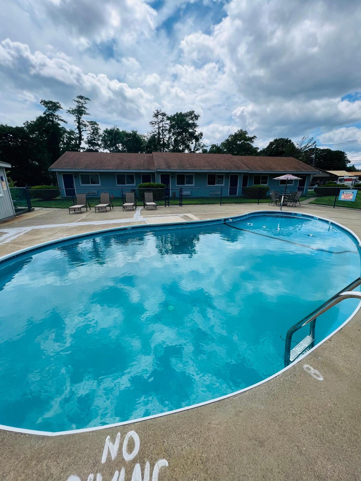 Captain'S Lodge Motel Gloucester Zewnętrze zdjęcie